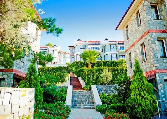מלון Golden Life Heights Deluxe - Adult Only