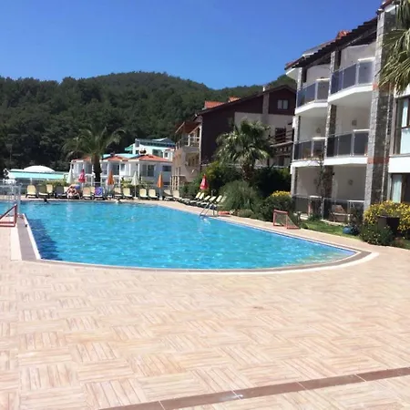 Golden Life Heights Deluxe - Adult Only Ολουντενίζ