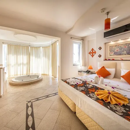 Golden Life Heights Deluxe - Adult Only 4* Oludeniz