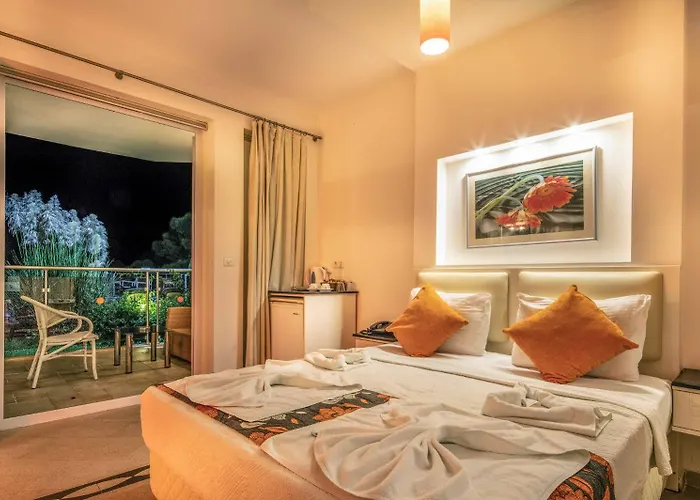 Golden Life Heights Deluxe - Adult Only