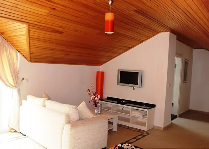 Hotel Golden Life Heights Deluxe - Adult Only 3*