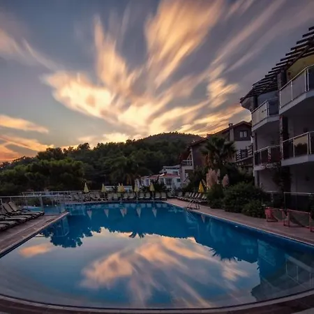 Otel Golden Life Heights Deluxe - Adult Only