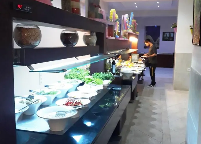 Golden Life Heights Deluxe - Adult Only Hotel